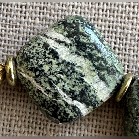 22 inch Zebra Jasper bead necklace NWOT - Picture 3 of 11